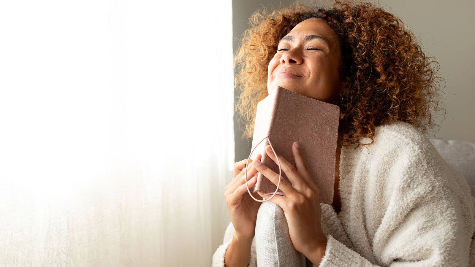 Cómo atraer lo que quieres El poder de alinear tus pensamientos y emociones para manifestar
